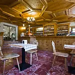 Edelhof Hotel