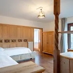 Edelhof 4*