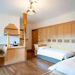 Edelhof Ξενοδοχείο 4*