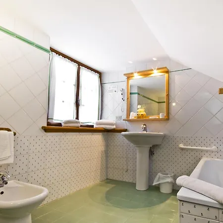 Hotel Edelhof 4*