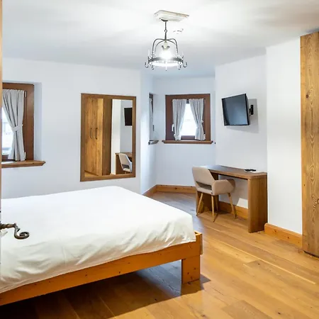 Edelhof Hotel